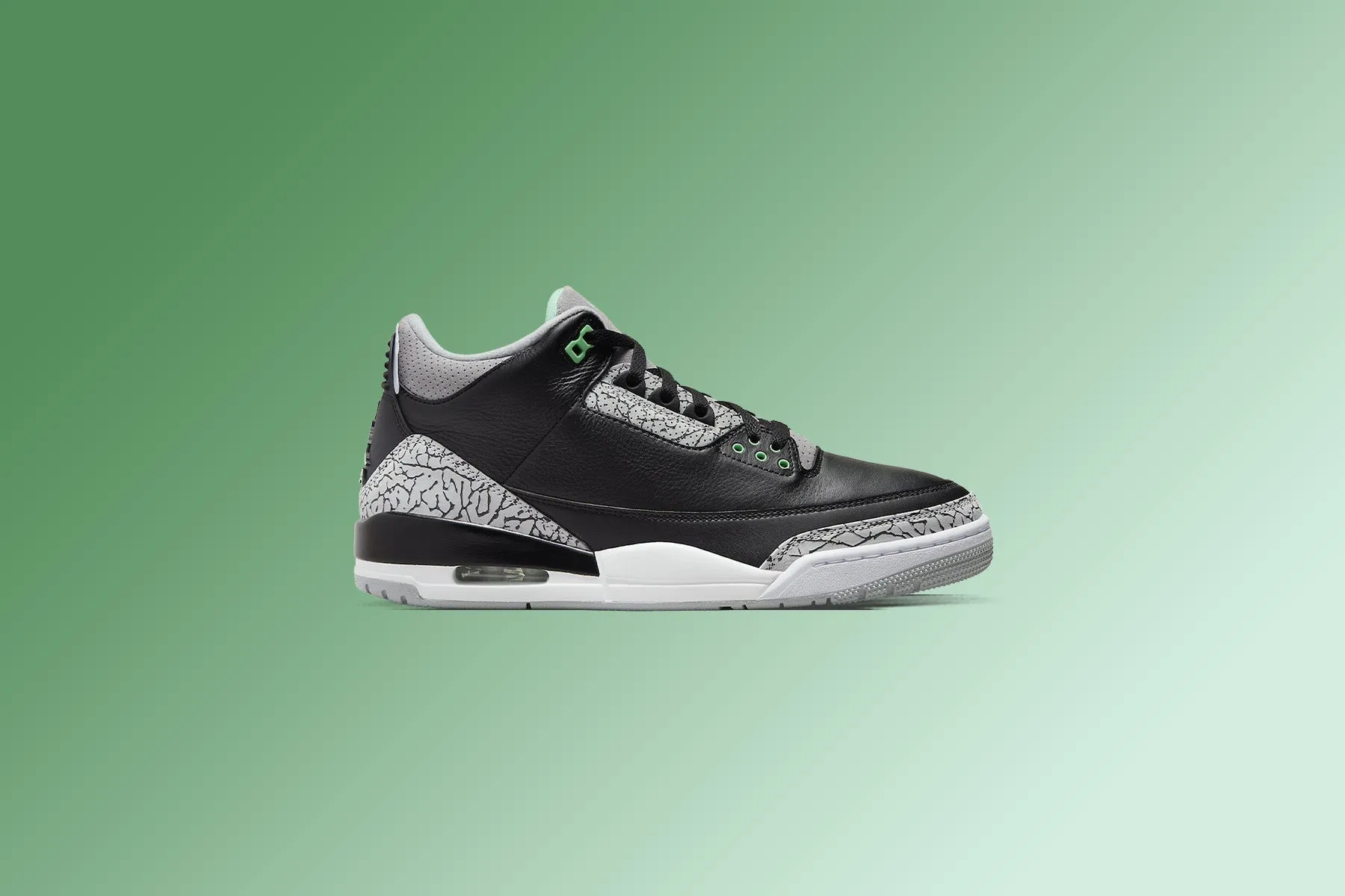 Air Jordan 3 Retro 'Green Glow' - Black/Green Glow/Wolf Grey