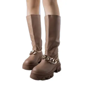 Brown insulated boots from Cumia beige