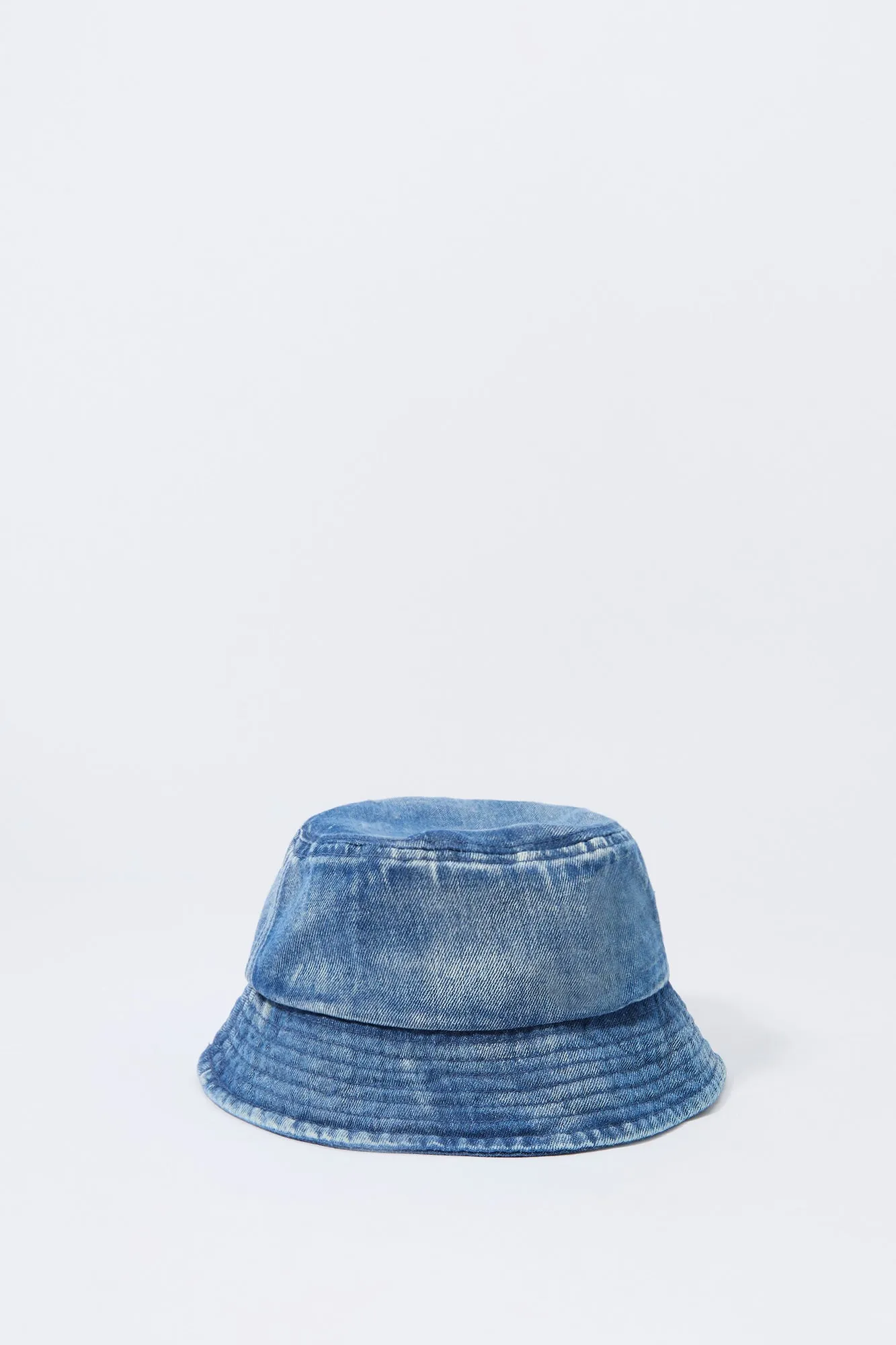 Chapeau cloche en denim